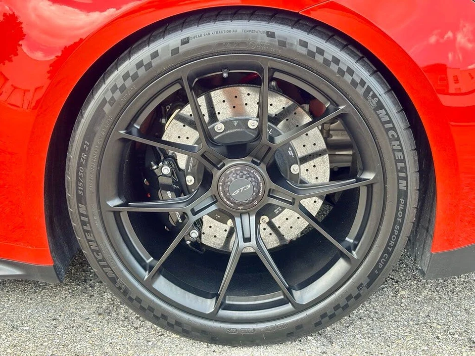 2022 Porsche 992 GT3 - Image 16 of 26