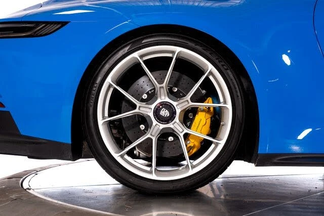 2022 Porsche 992 GT3 - Image 13 of 31