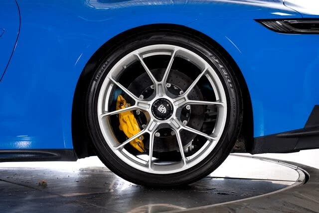 2022 Porsche 992 GT3 - Image 12 of 31