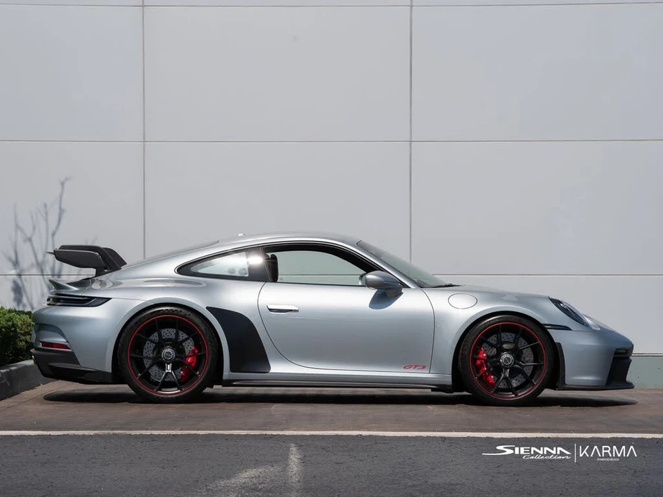 2022 Porsche 992 GT3 - Image 14 of 31