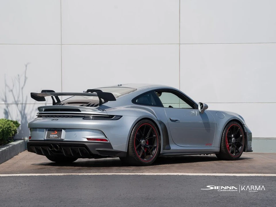 2022 Porsche 992 GT3 - Image 18 of 31