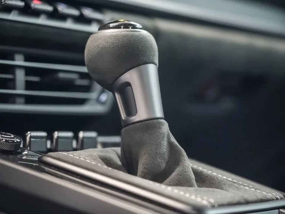 2022 Porsche 992 GT3 - Image 25 of 30