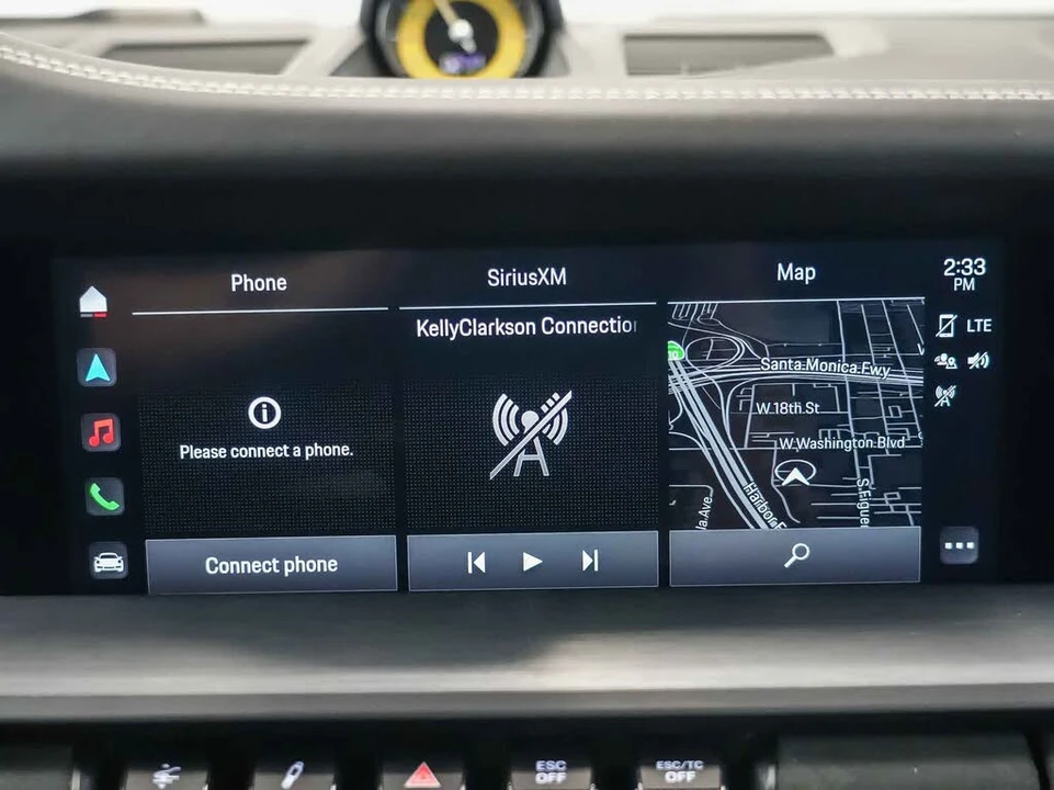 2022 Porsche 992 GT3 - Image 17 of 30