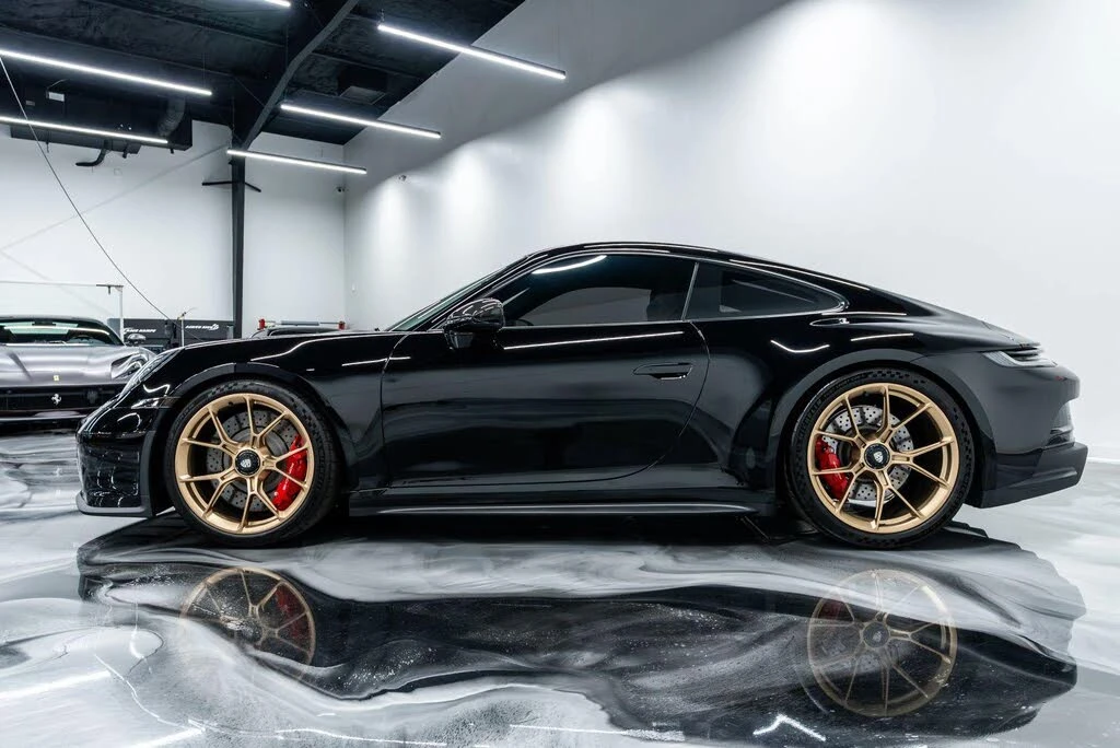 2022 Porsche 992 GT3 - Image 3 of 31