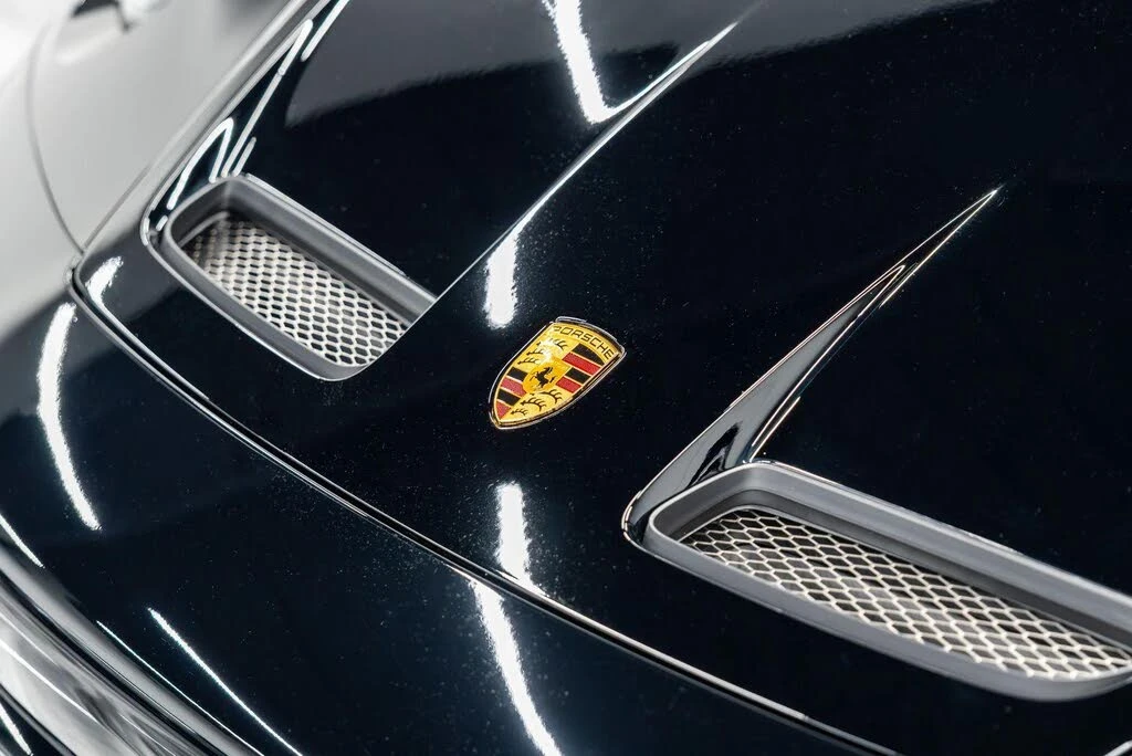 2022 Porsche 992 GT3 - Image 14 of 31