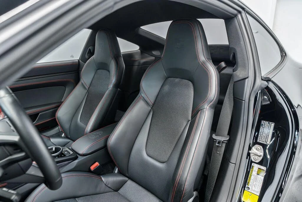 2022 Porsche 992 GT3 - Image 2 of 31