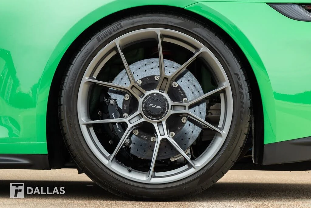 2022 Porsche 992 GT3 - Image 9 of 31