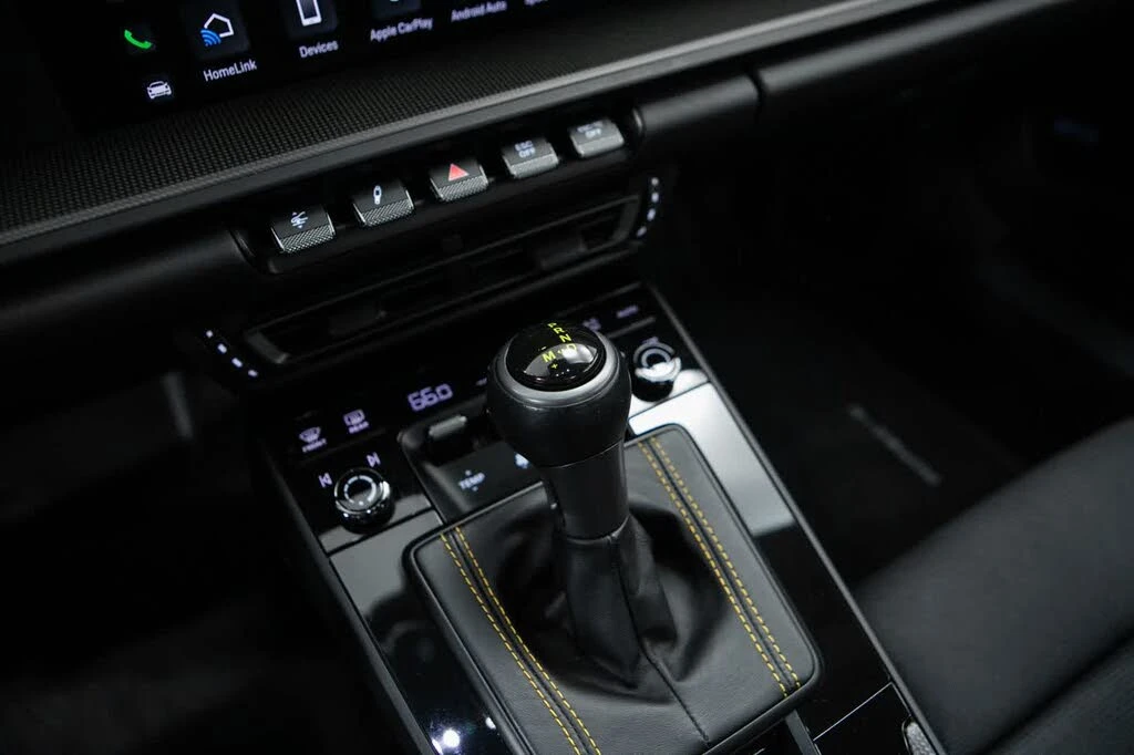 2022 Porsche 992 GT3 - Image 28 of 31