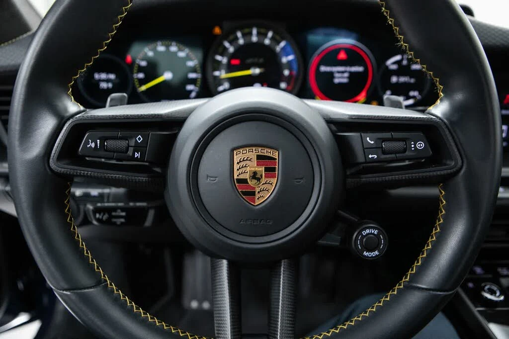 2022 Porsche 992 GT3 - Image 14 of 31