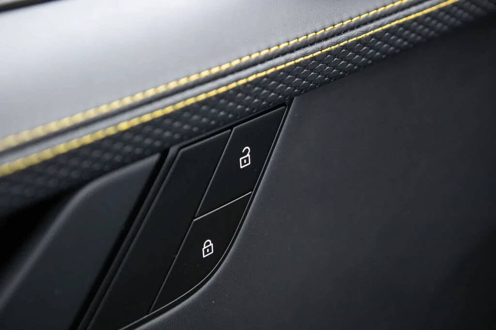 2022 Porsche 992 GT3 - Image 25 of 31