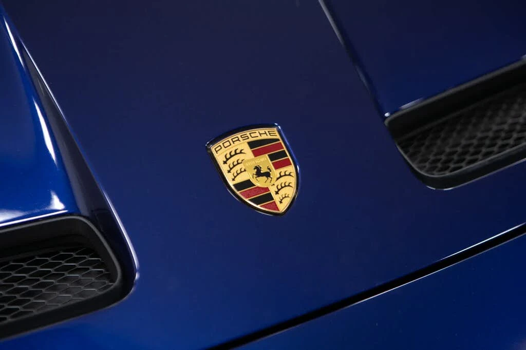 2022 Porsche 992 GT3 - Image 17 of 31