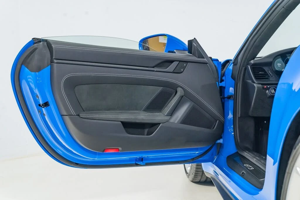 2022 Porsche 992 GT3 - Image 16 of 31