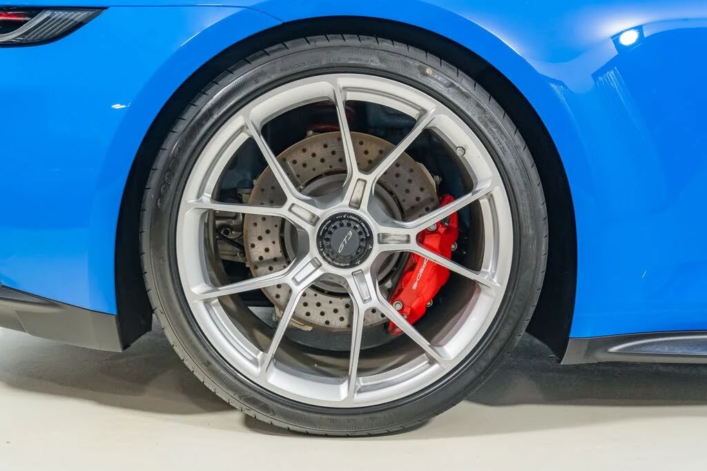 2022 Porsche 992 GT3 - Image 15 of 31