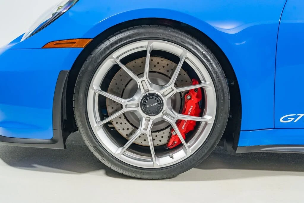 2022 Porsche 992 GT3 - Image 12 of 31