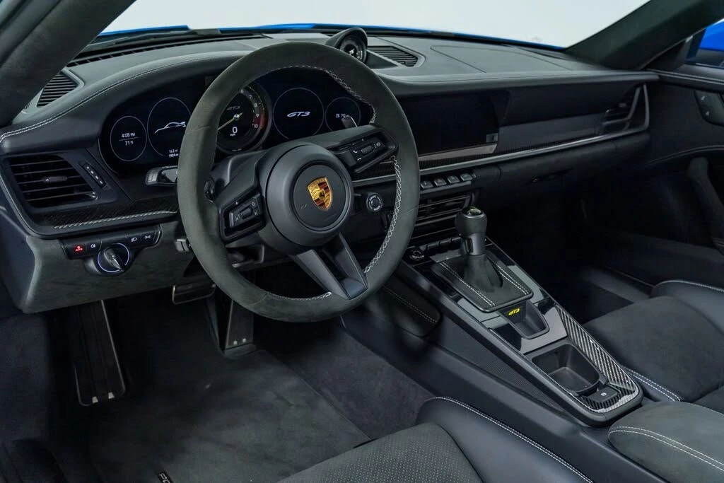 2022 Porsche 992 GT3 - Image 18 of 31