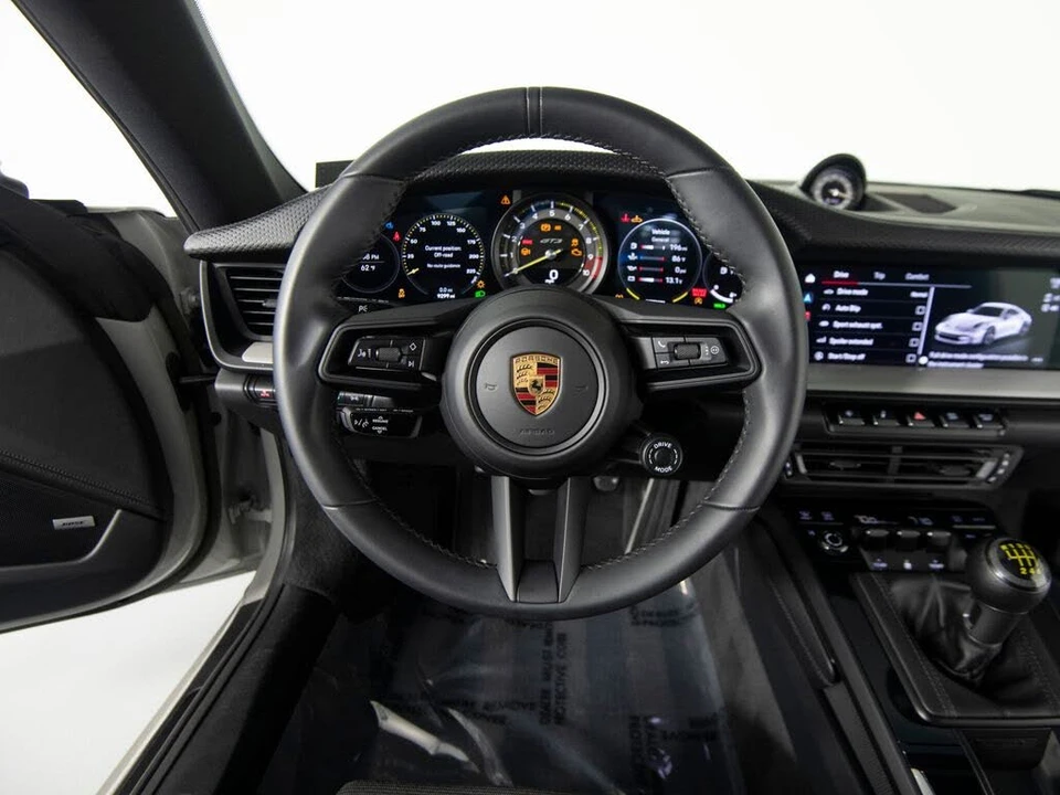 2022 Porsche 992 GT3 - Image 18 of 31