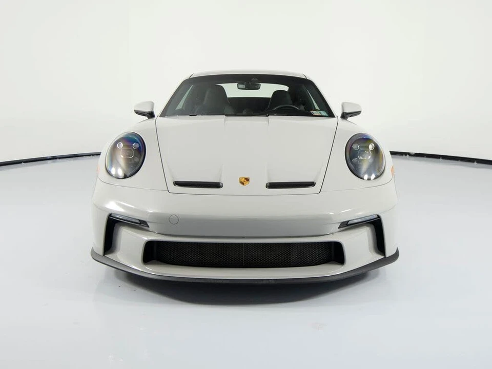 2022 Porsche 992 GT3 - Image 13 of 31