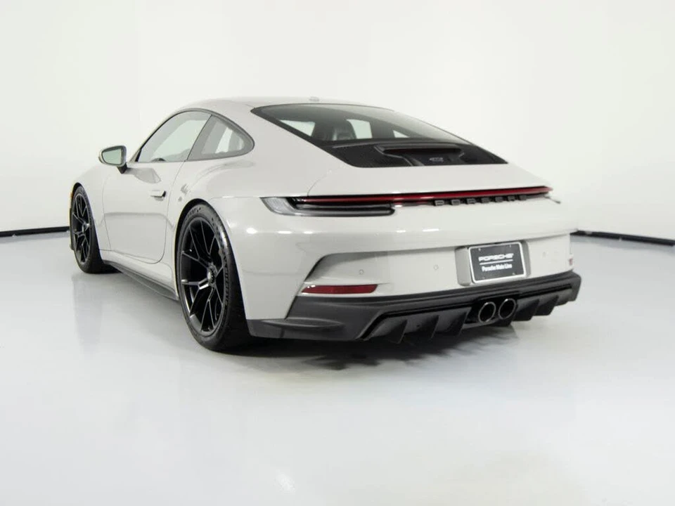 2022 Porsche 992 GT3 - Image 8 of 31