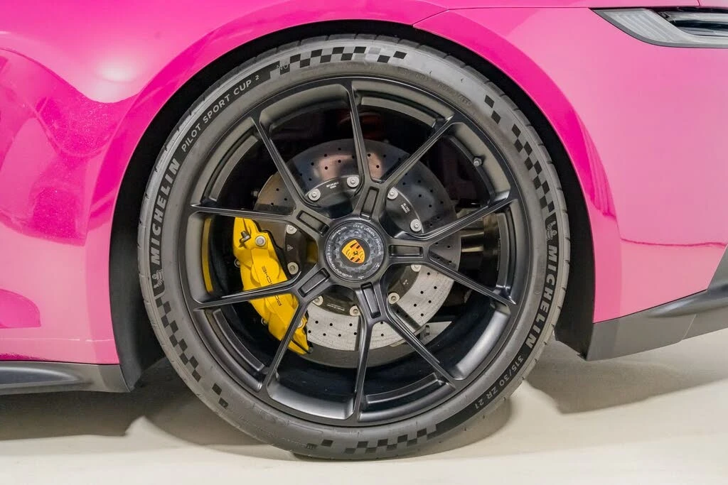 2022 Porsche 992 GT3 - Image 13 of 31
