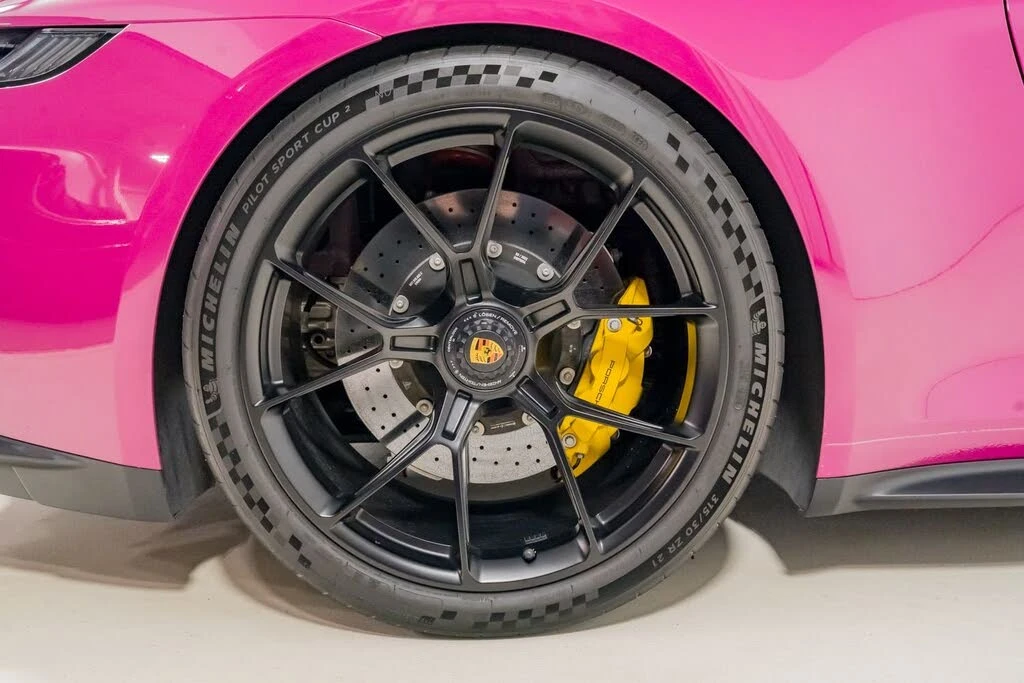 2022 Porsche 992 GT3 - Image 15 of 31