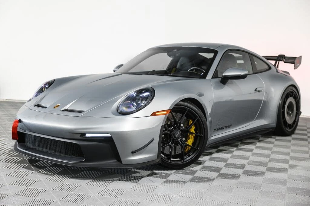 2022 Porsche 992 GT3 - Image 2 of 31