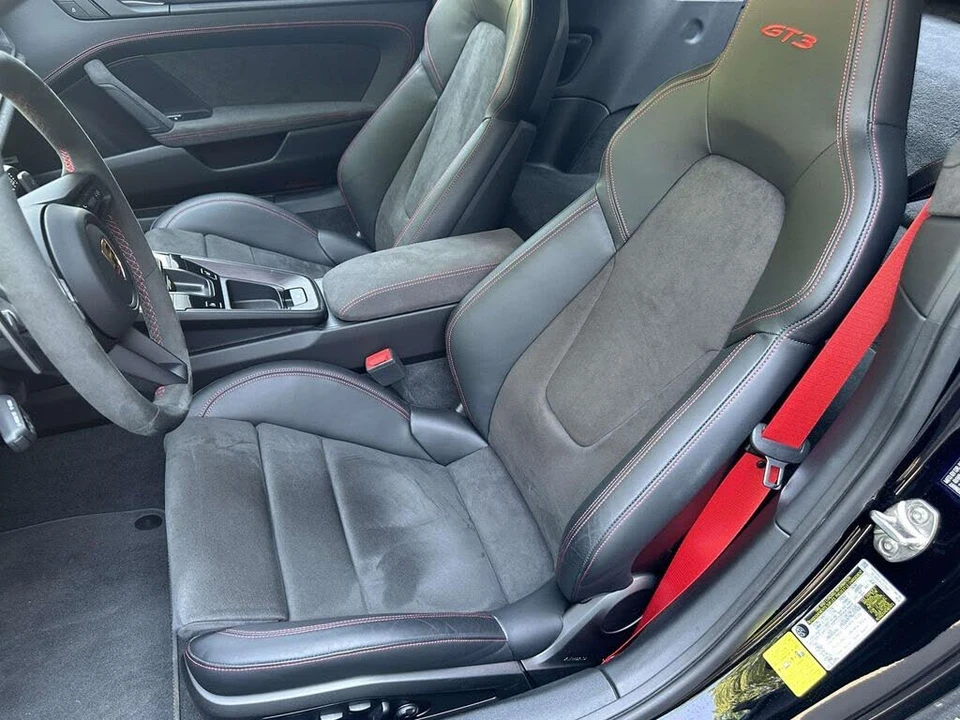 2022 Porsche 992 GT3 - Image 12 of 30