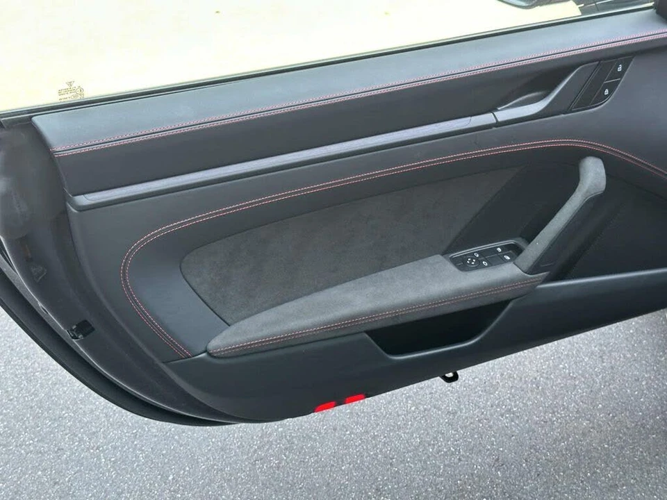 2022 Porsche 992 GT3 - Image 16 of 30