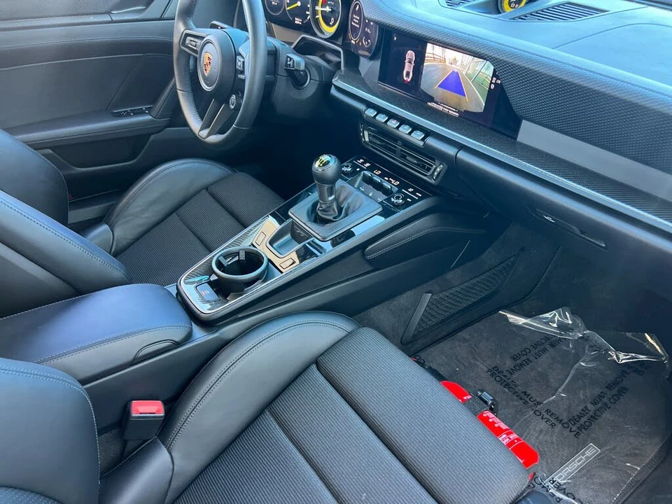 2022 Porsche 992 GT3 - Image 14 of 28
