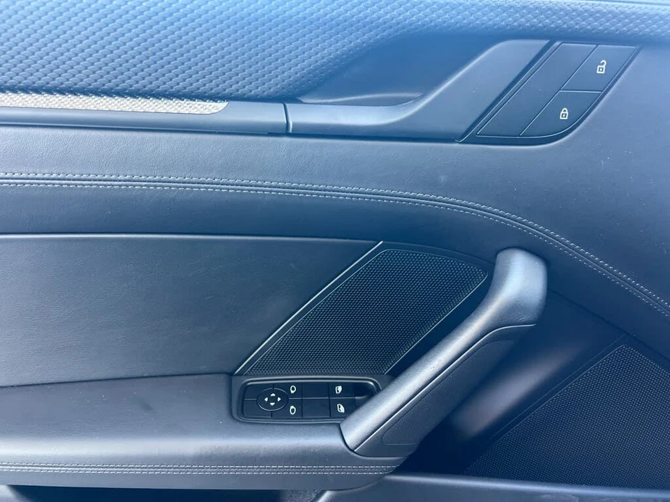 2022 Porsche 992 GT3 - Image 11 of 28