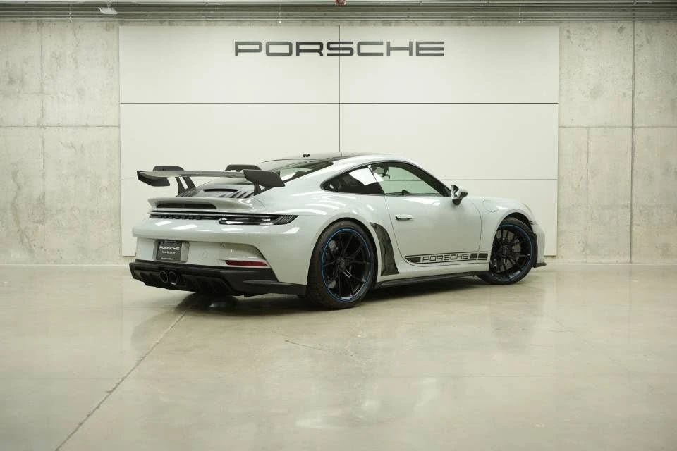 2022 Porsche 992 GT3 - Image 7 of 31