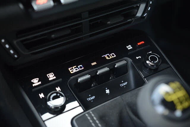 2022 Porsche 992 GT3 - Image 24 of 31