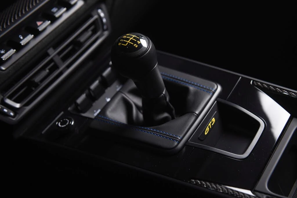 2022 Porsche 992 GT3 - Image 19 of 31