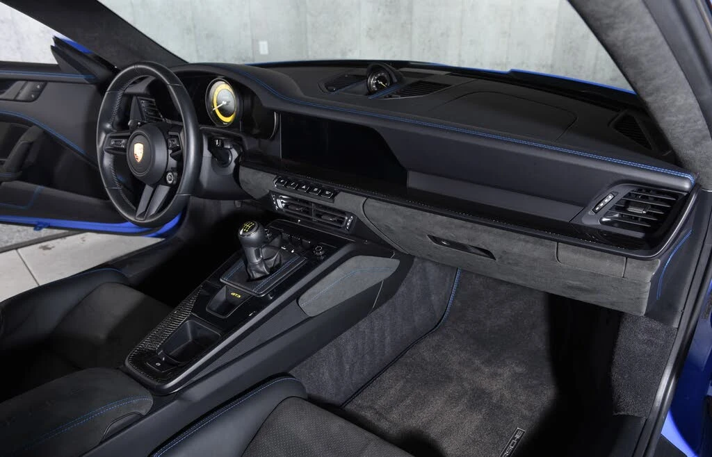2022 Porsche 992 GT3 - Image 18 of 31