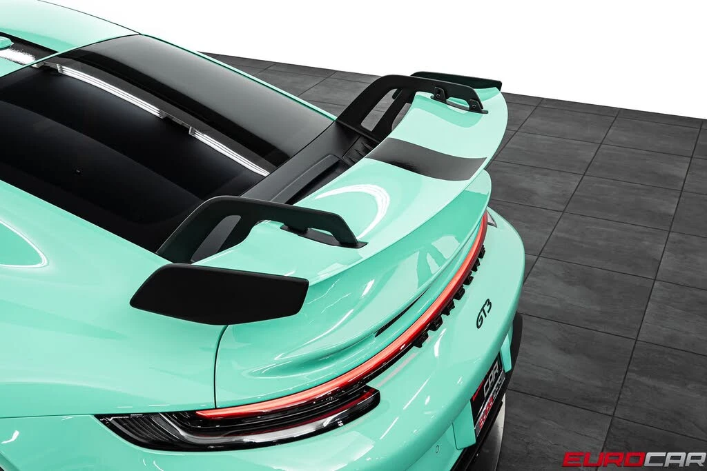 2022 Porsche 992 GT3 - Image 18 of 31