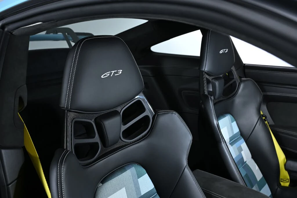 2022 Porsche 992 GT3 - Image 17 of 26