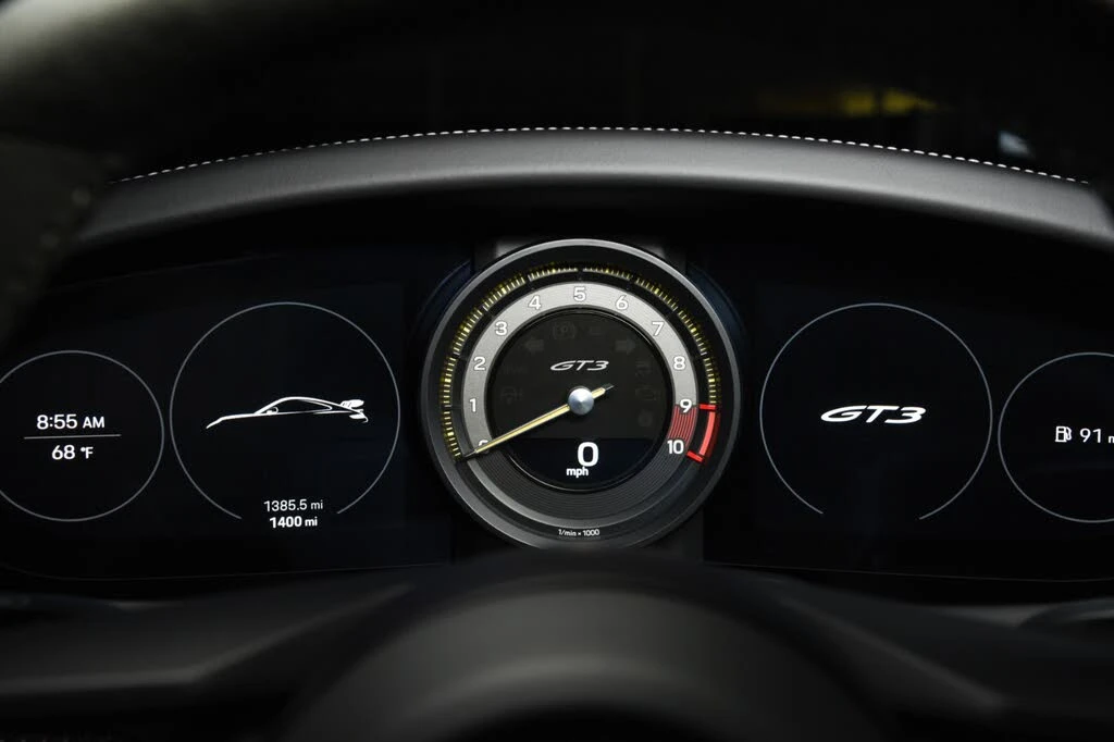 2022 Porsche 992 GT3 - Image 7 of 31