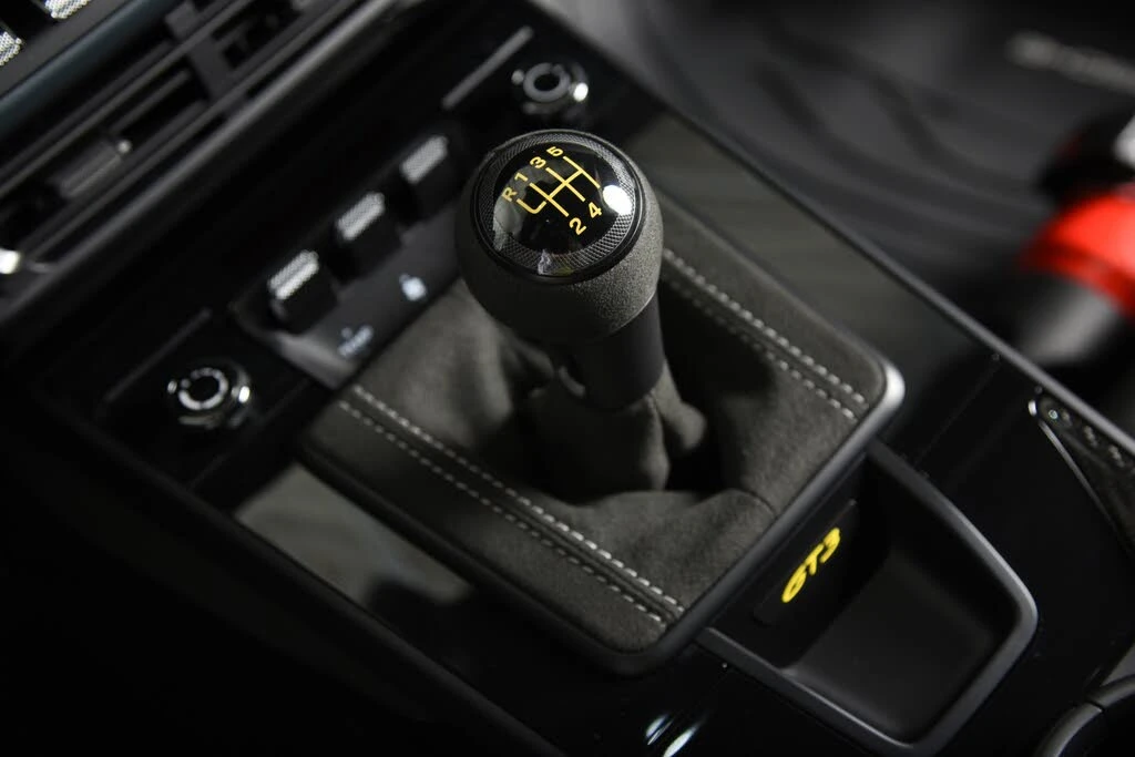2022 Porsche 992 GT3 - Image 6 of 31