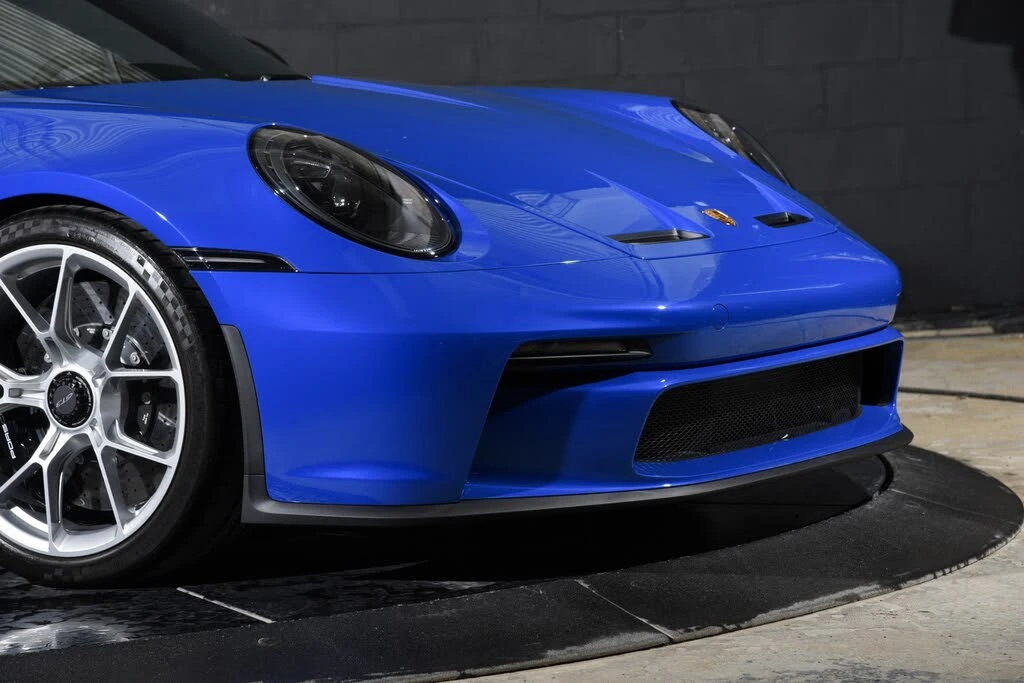 2022 Porsche 992 GT3 - Image 24 of 31