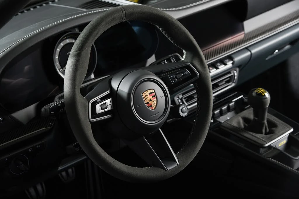 2022 Porsche 992 GT3 - Image 4 of 31