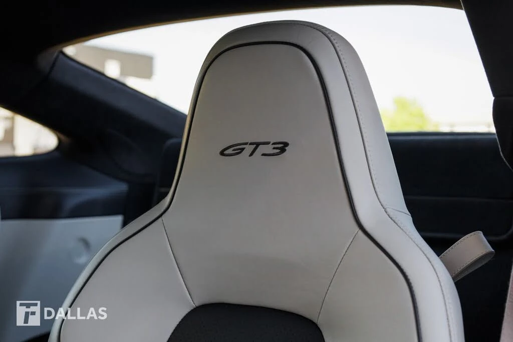 2022 Porsche 992 GT3 - Image 25 of 31
