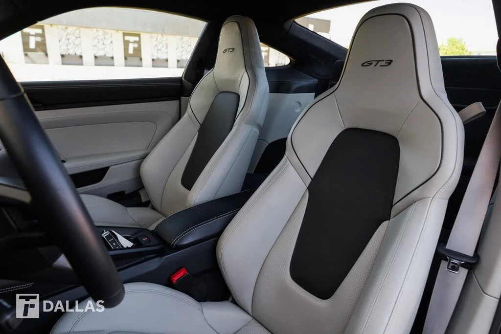 2022 Porsche 992 GT3 - Image 26 of 31