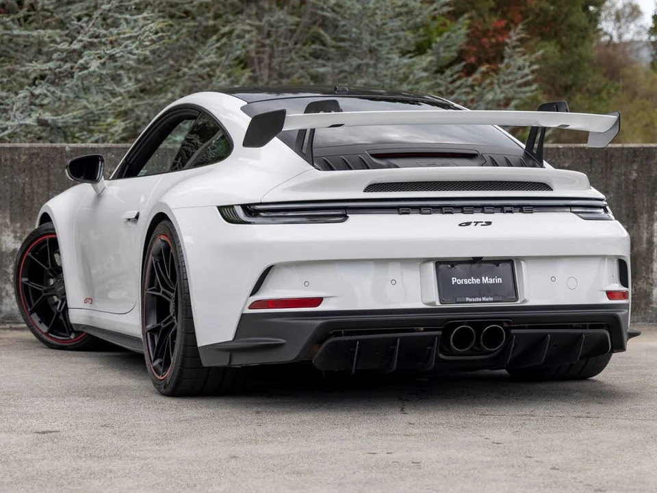2022 Porsche 992 GT3 - Image 3 of 31