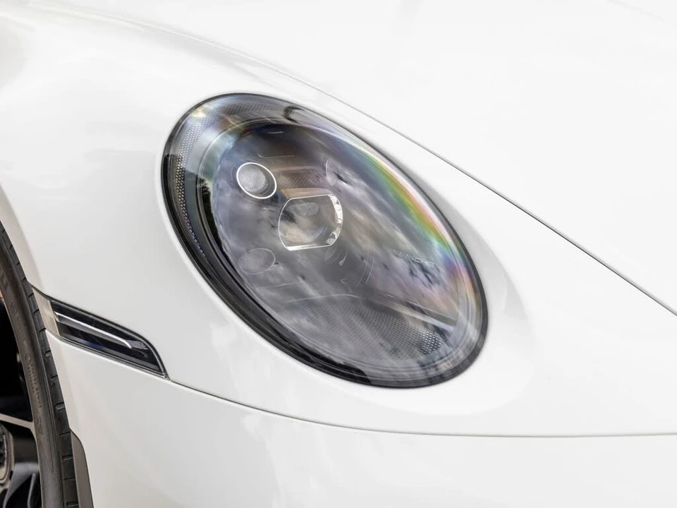 2022 Porsche 992 GT3 - Image 15 of 31