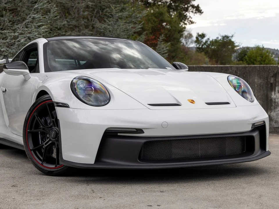 2022 Porsche 992 GT3 - Image 9 of 31