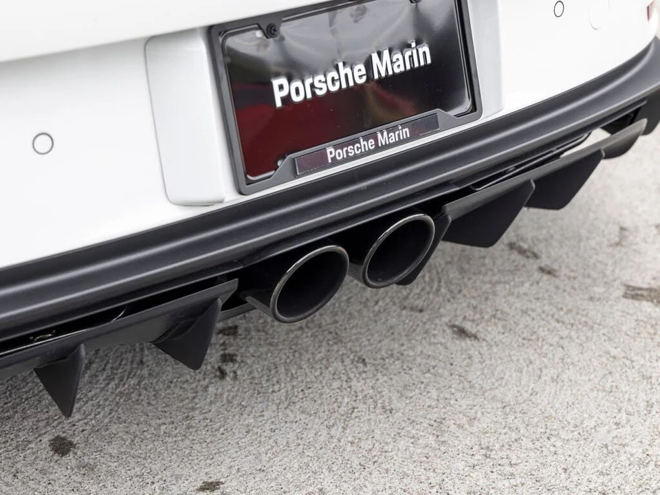 2022 Porsche 992 GT3 - Image 28 of 31