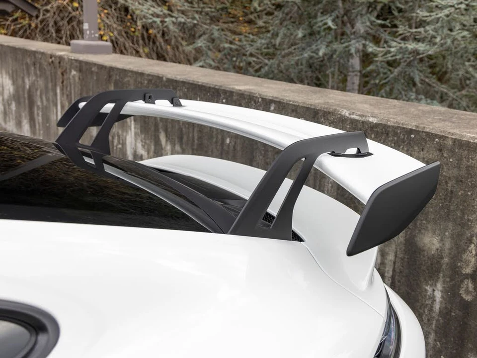 2022 Porsche 992 GT3 - Image 21 of 31