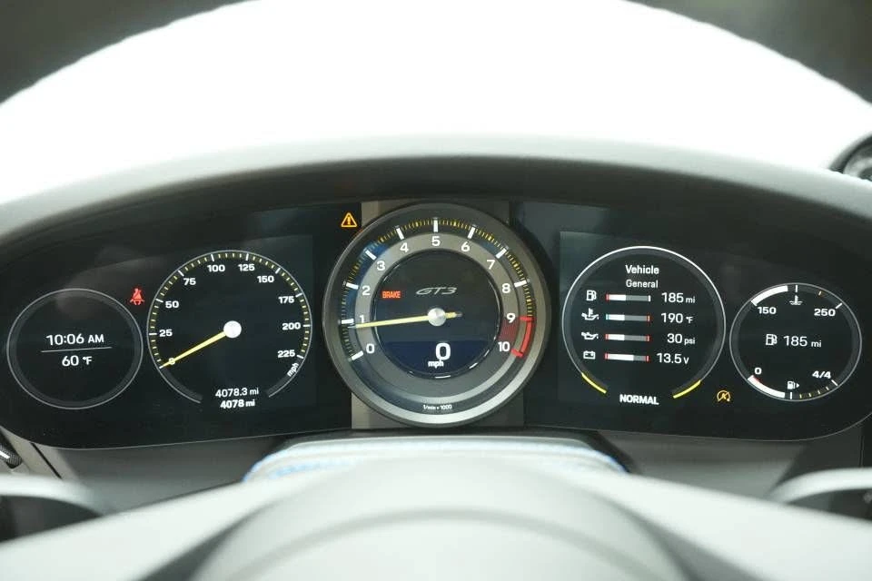 2022 Porsche 992 GT3 - Image 14 of 31