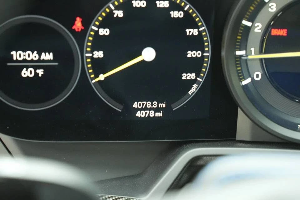 2022 Porsche 992 GT3 - Image 15 of 31