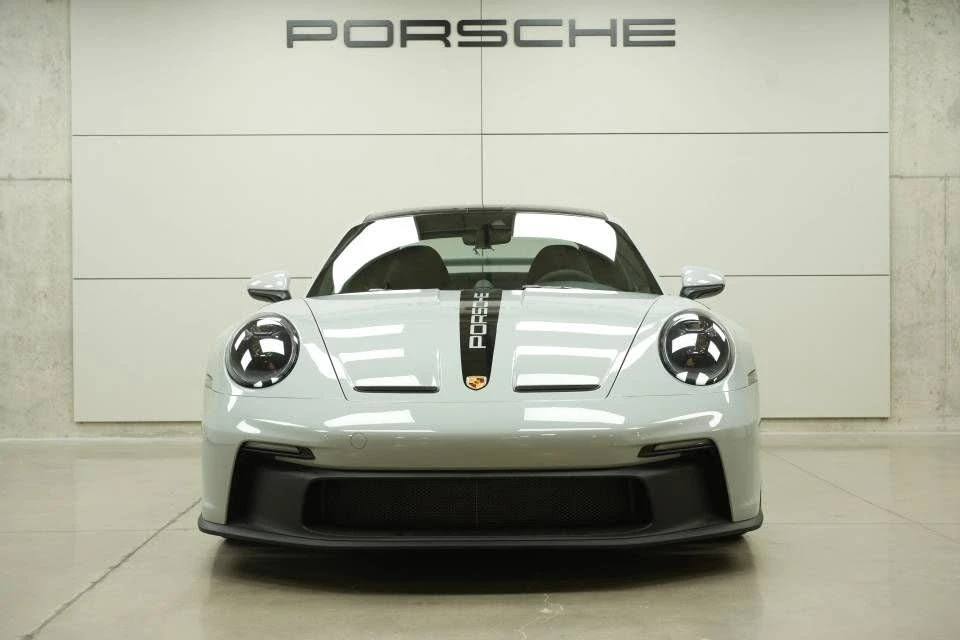 2022 Porsche 992 GT3 - Image 11 of 31