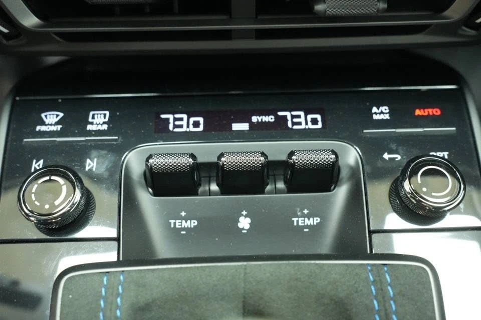 2022 Porsche 992 GT3 - Image 22 of 31